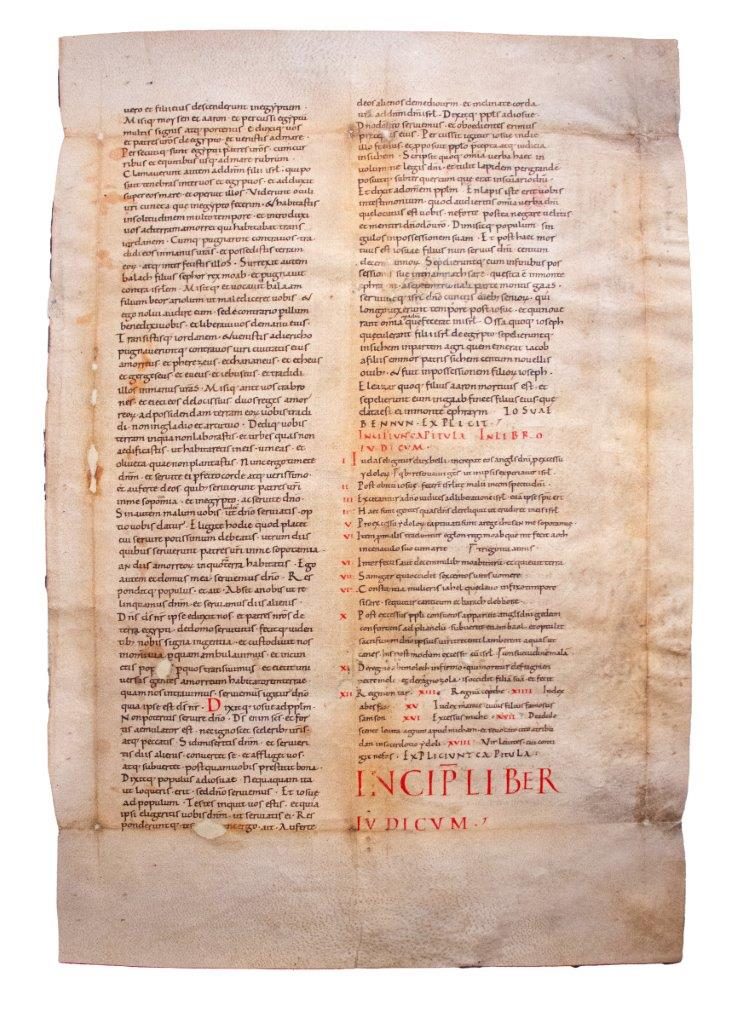 Huge ‘Atlantic’ Bible leaf with an impressive initial opening the Book of Judges, Italy, c.1100