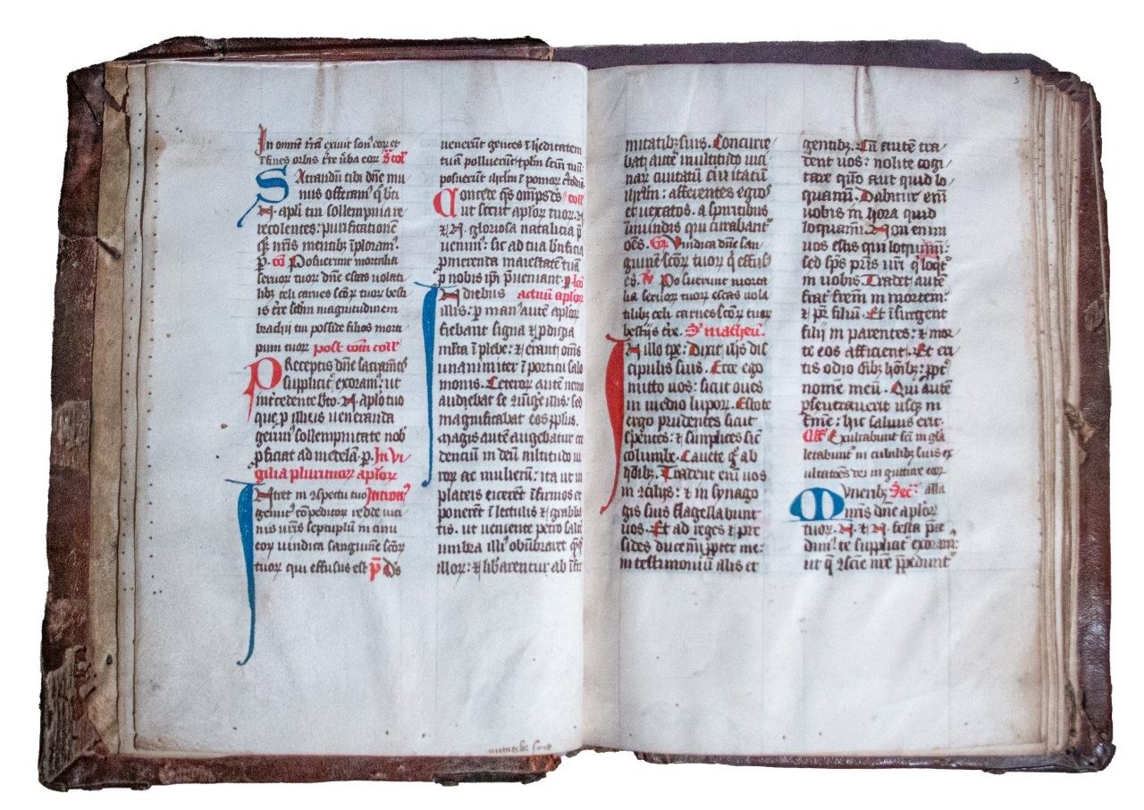 Illuminated ‘Tabula Missarum’ with 13 burnished gold initials, c.1450 Illuminated ‘Tabula Missarum’ with 13 burnished gold initials, c.1450