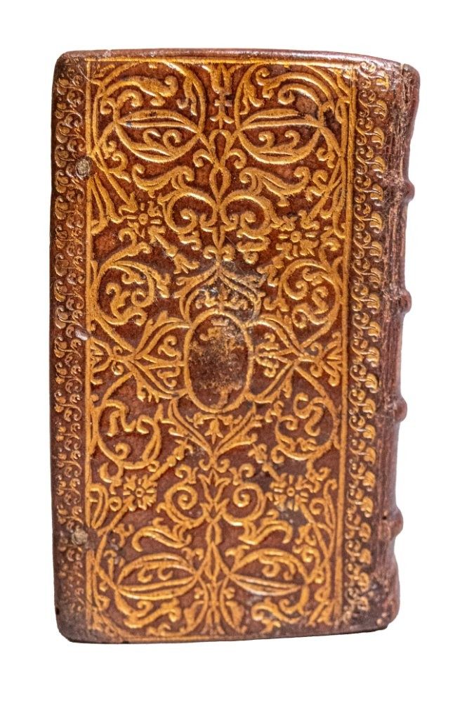Gorgeous contemporary panel-stamped binding, Il Petrarca, 1564 Gorgeous contemporary panel-stamped binding, Il Petrarca, 1564