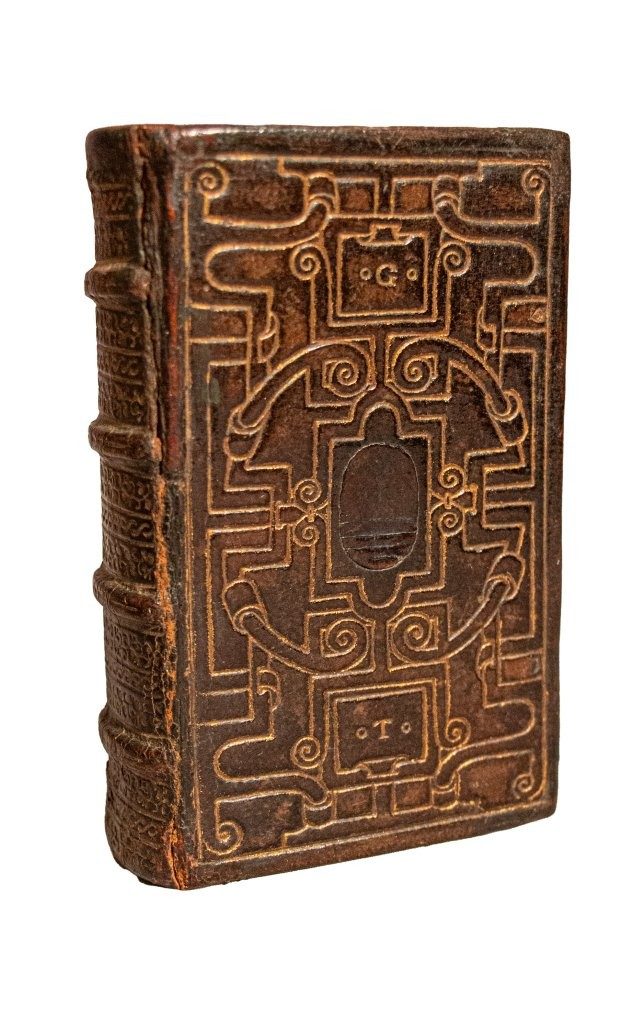 A rare edition of Petrarch in a stunning Lyon strapwork binding, combining one of Rouillé’s finest humanist productions with a luxury binding style reminiscent of the great French and Italian collectors of the Renaissance.