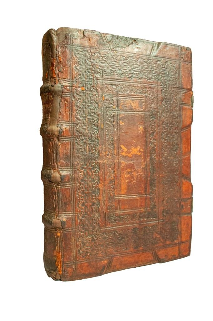Lovely early blind-stamped German binding (ca. 1480–1530), reused on a later book. Lovely early blind-stamped German binding (ca. 1480–1530), reused on a later book.
